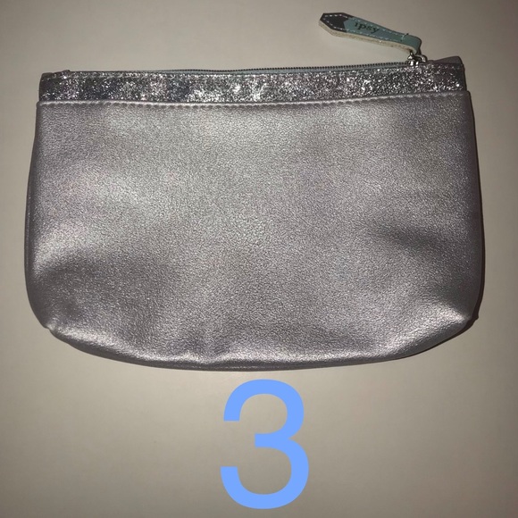 💋 IPSY Makeup Bag Set (Silver Tones) - Picture 3 of 3